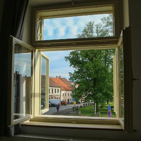 Apartmany Na Rynku Chvalsiny 18 Cesky Krumlov Exterior photo