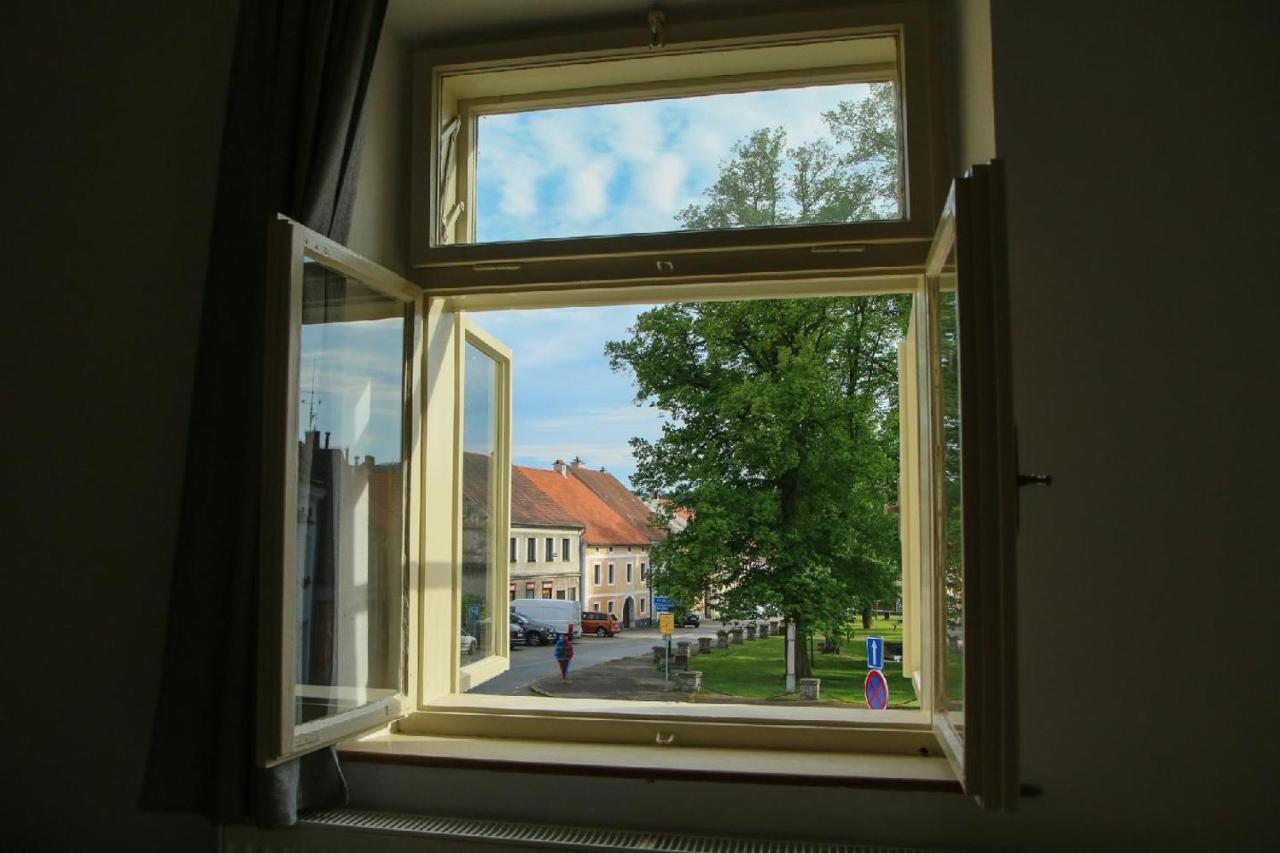 Na Rynku Chvalsiny 18 * Český Krumlov