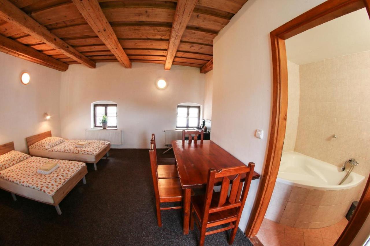 Na Rynku Chvalsiny 18 Apartment Český Krumlov