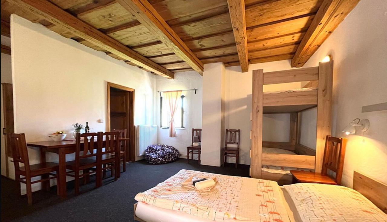 Na Rynku Chvalsiny 18 Apartmán *